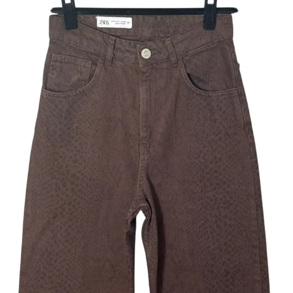 Zara Chocolate Brown Straight Leg Jeans Snakeskin Print Size 0‎
